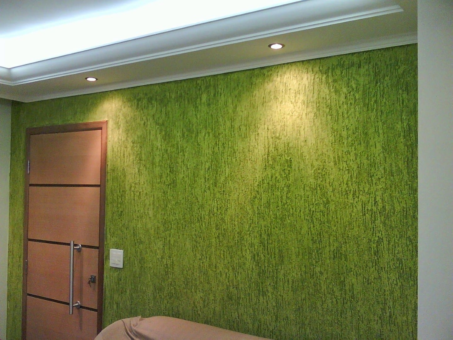 Descubra como aplicar textura de parede, e assim, transformar os ambientes da sua casa por meio de um processo fácil e divertido!