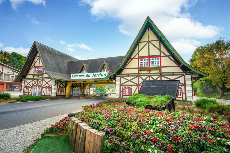 Campos do Jordão é um destino para as férias escolares. 